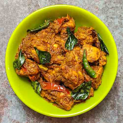 Chicken peratal recipe: Malaysian dry chicken curry resepi ...